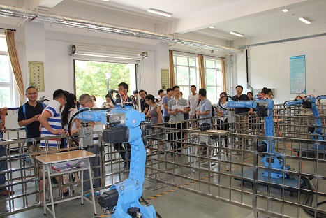 參觀車(chē)間13.jpg